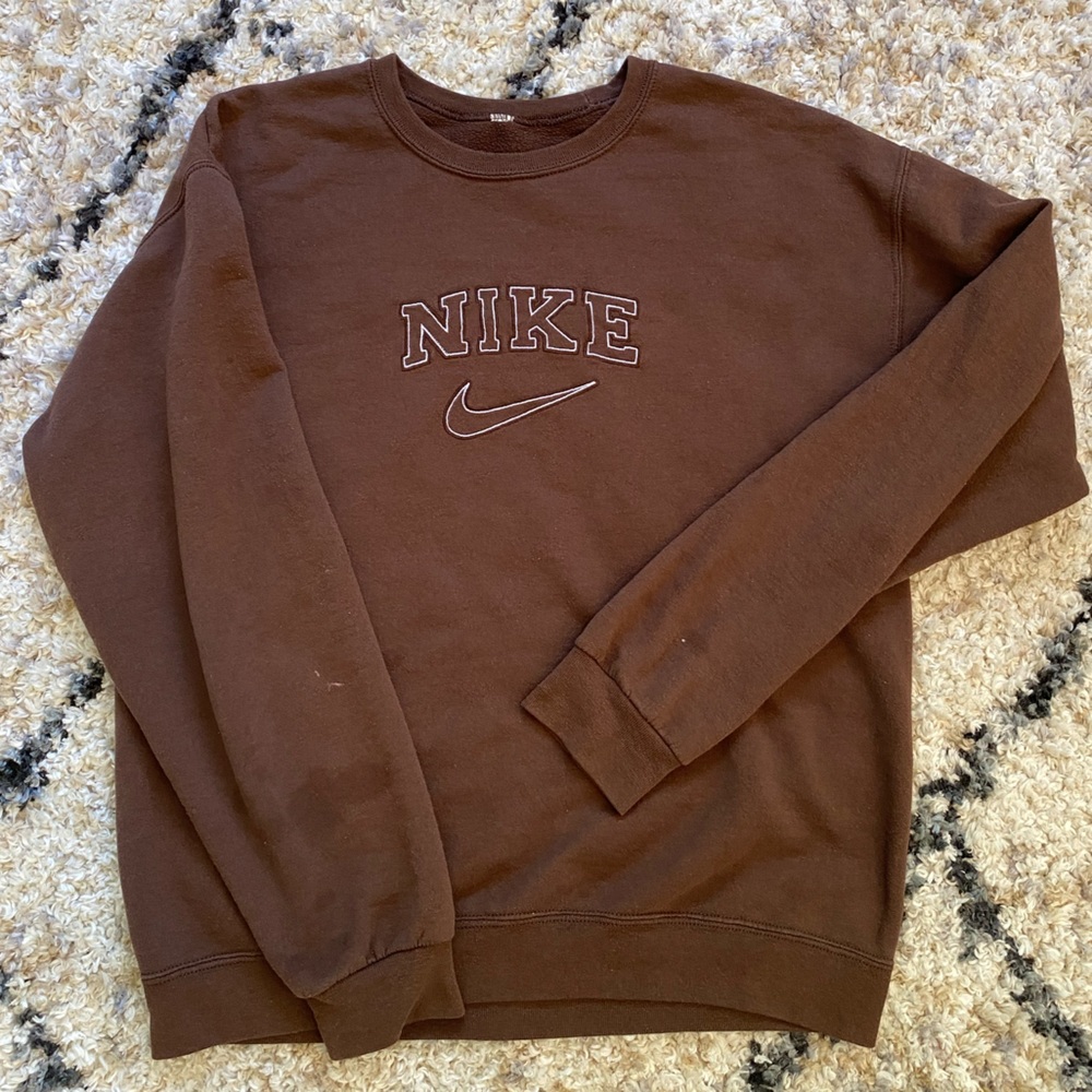Nike Embroidered Crewneck